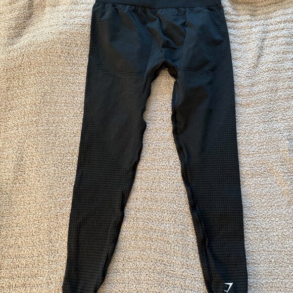 Gymshark Vital Seamless leggings in Black, Medium - Picture 2 of 6